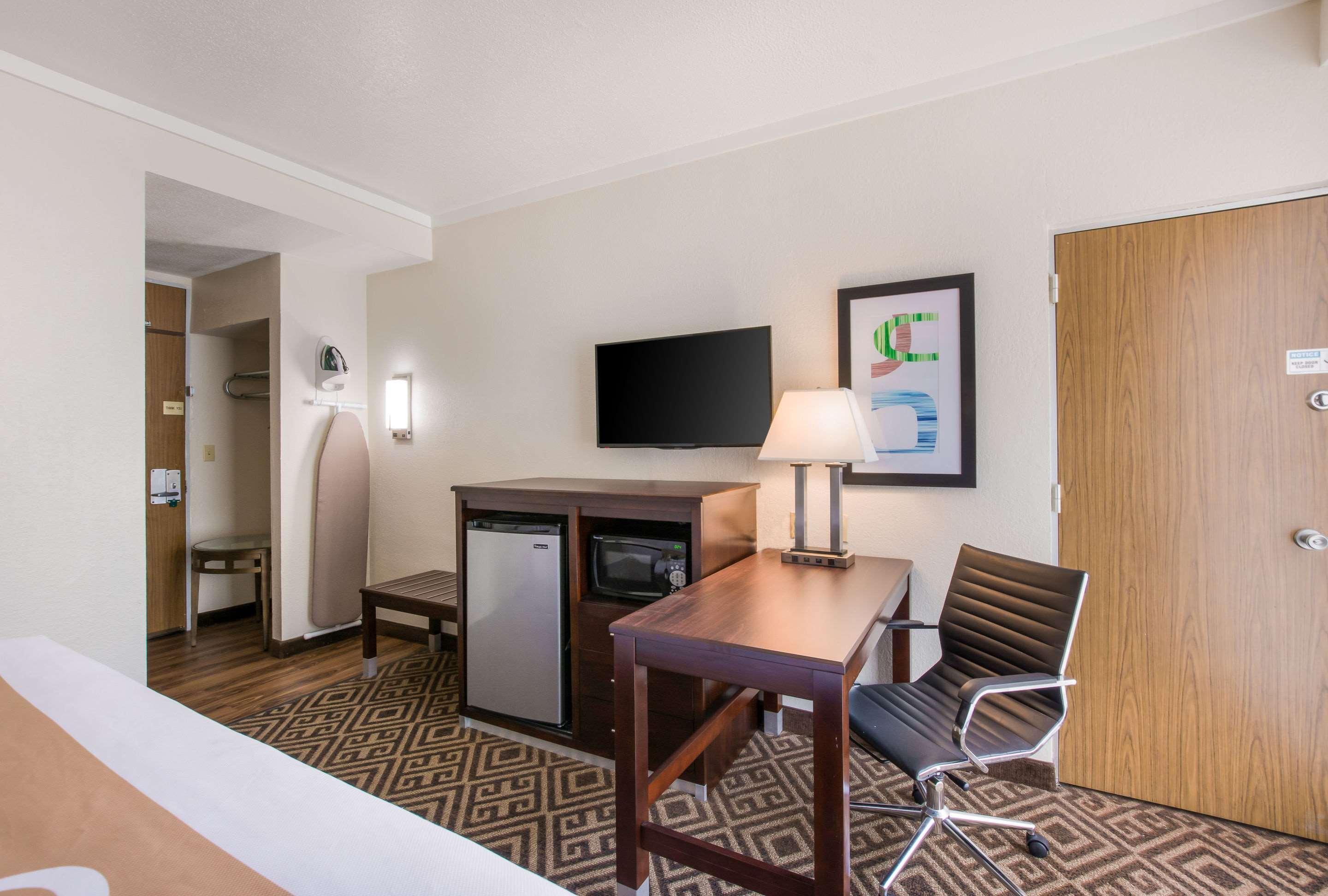 Quality Inn Gastonia Exterior photo