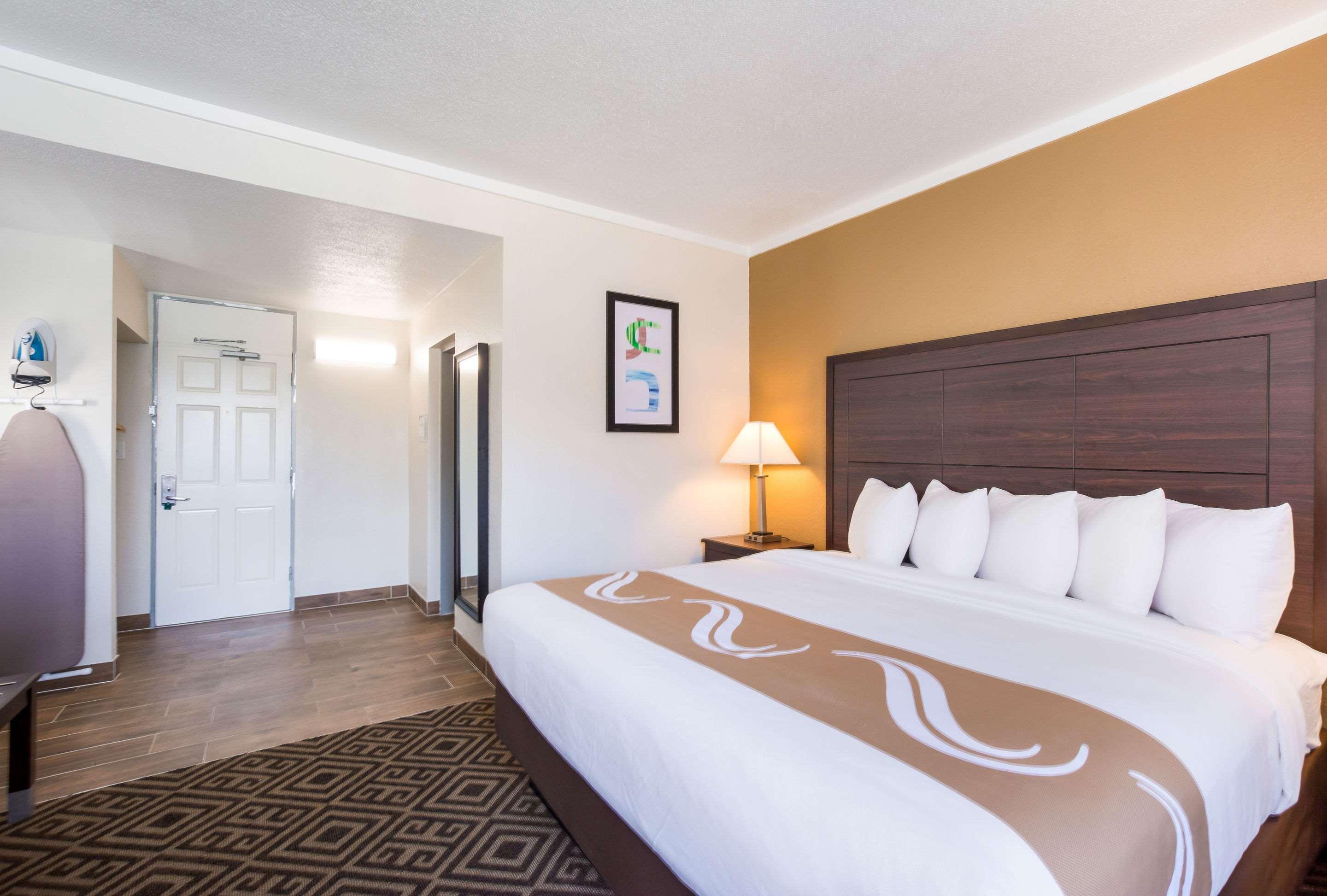 Quality Inn Gastonia Exterior photo